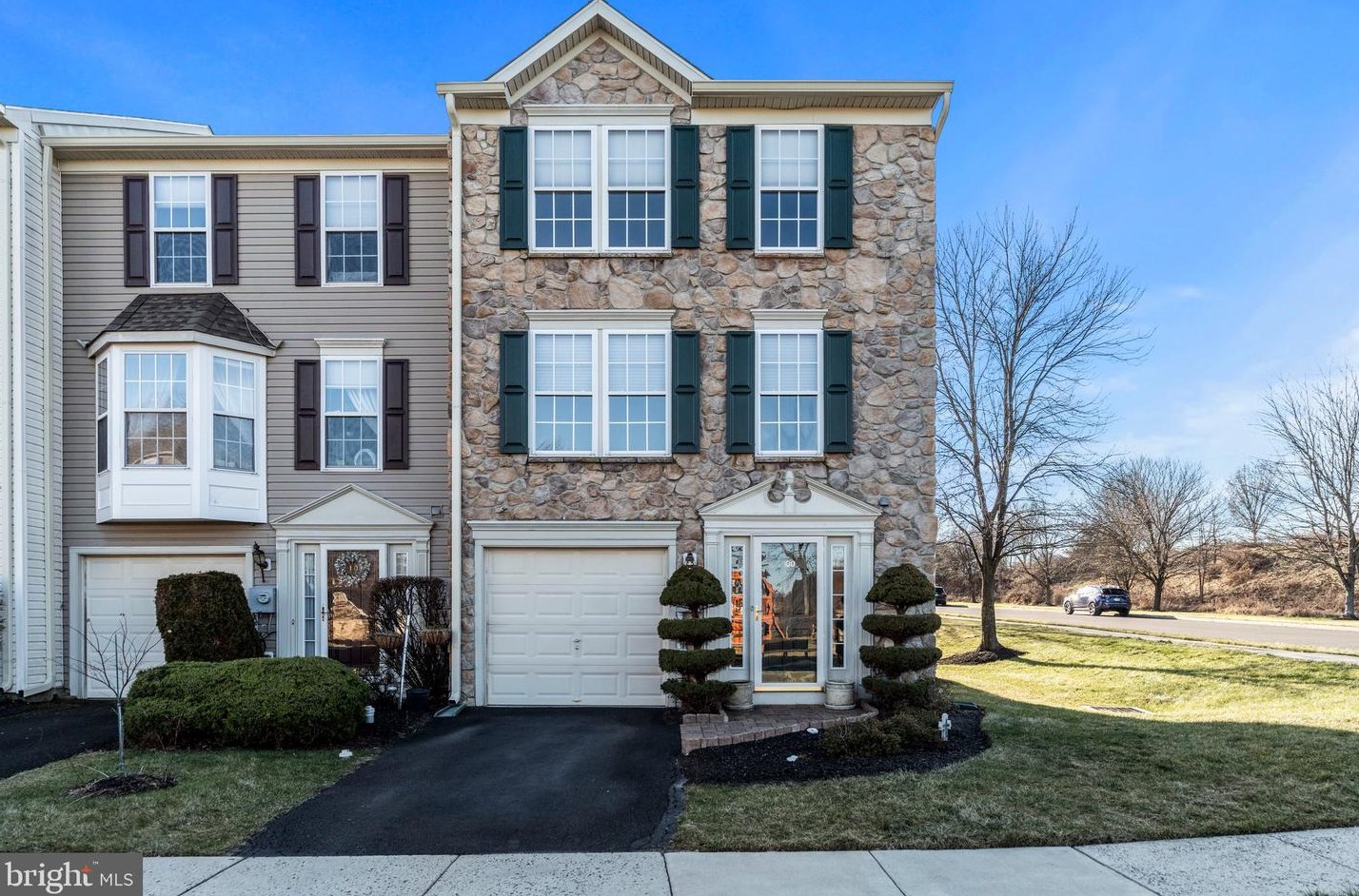 100 Jene Ct, North Wales, PA 19454-1480