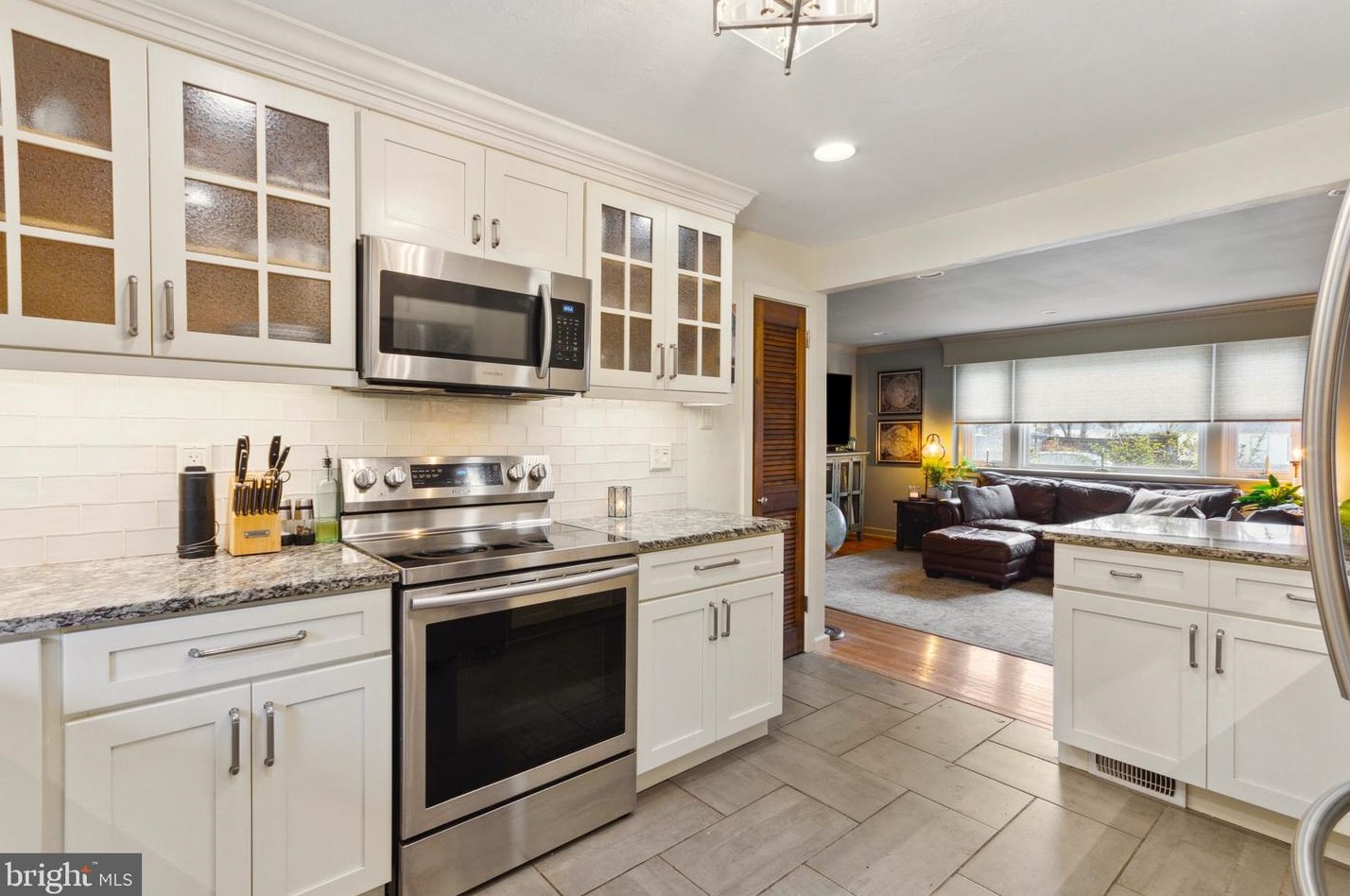 218 Laurel Ln, Collegeville, PA 19426