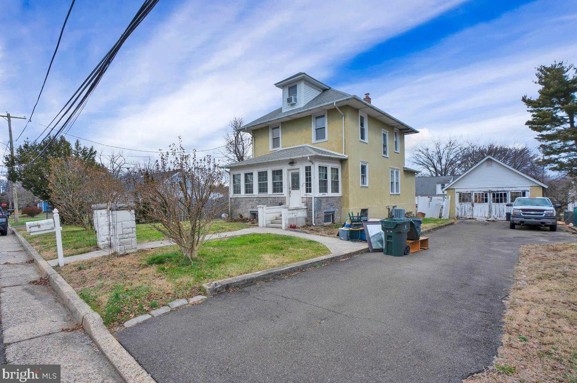1856 Fleming Ave, Willow Grove, PA 19090