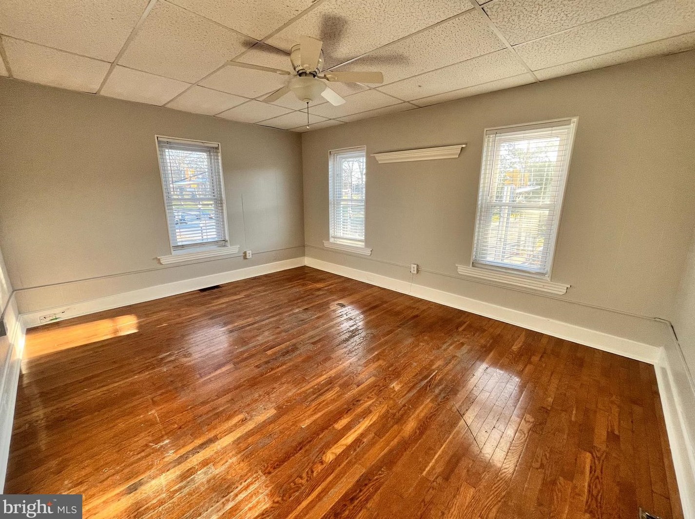 235 E Main St #2f, Lansdale, PA 19446