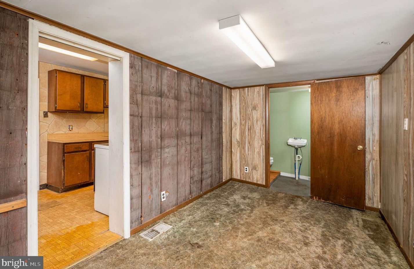 108 Mill Rd, Norristown PA  19401-1817 exterior