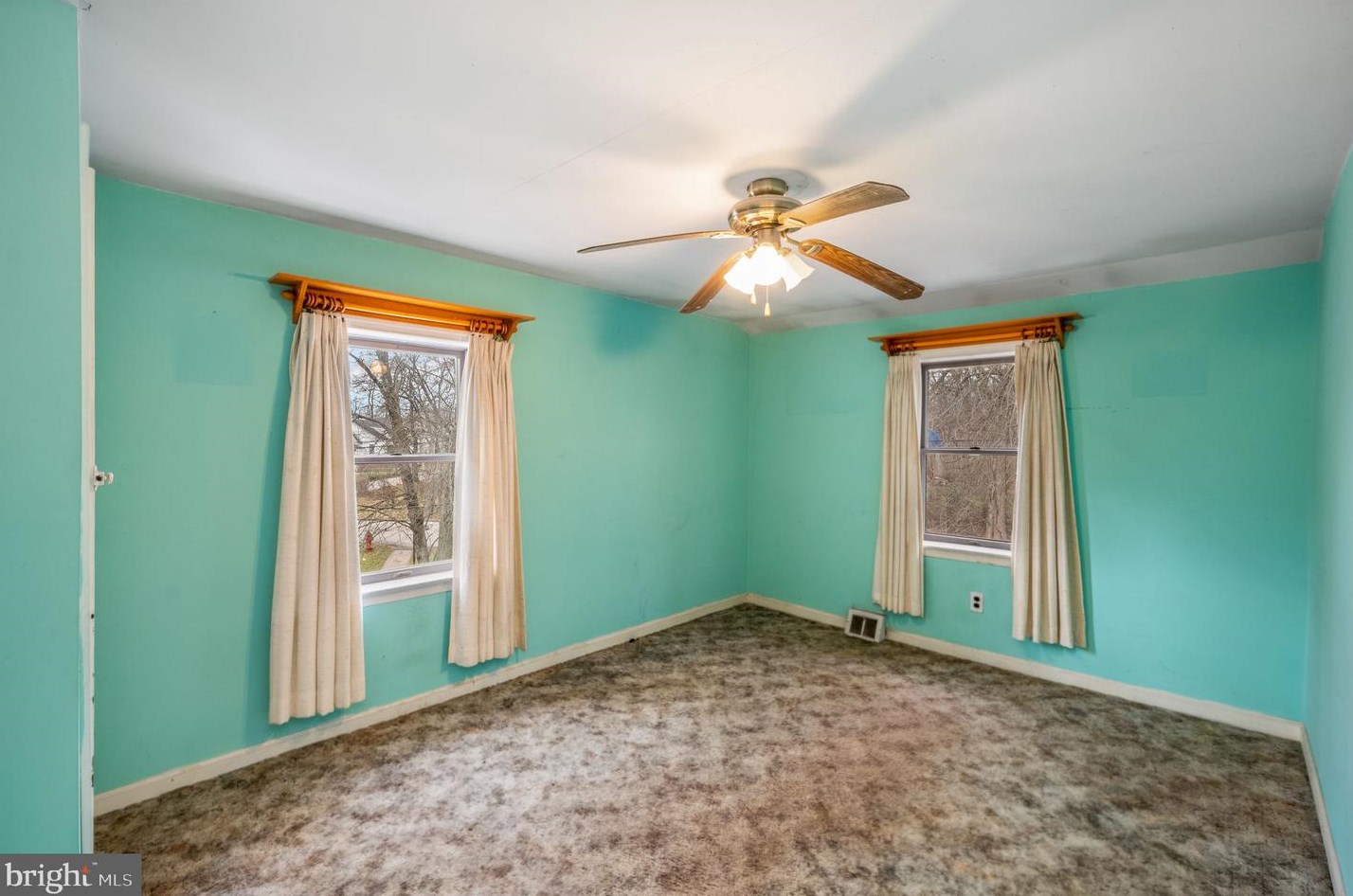 108 Mill Rd, Norristown PA  19401-1817 exterior