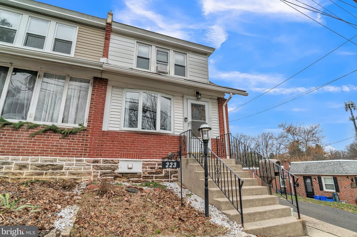 223 Blake Ave, Meadowbrook PA  19046-4210 exterior