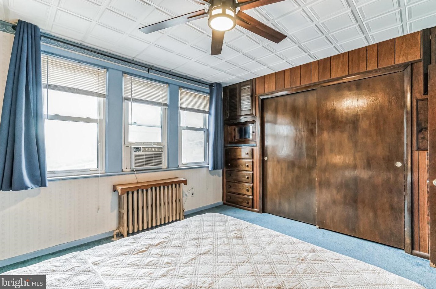 223 Blake Ave, Meadowbrook PA  19046-4210 exterior