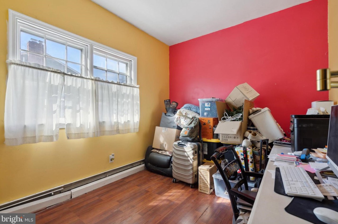 215 Oakland Pl, North Wales PA  19454-2437 exterior