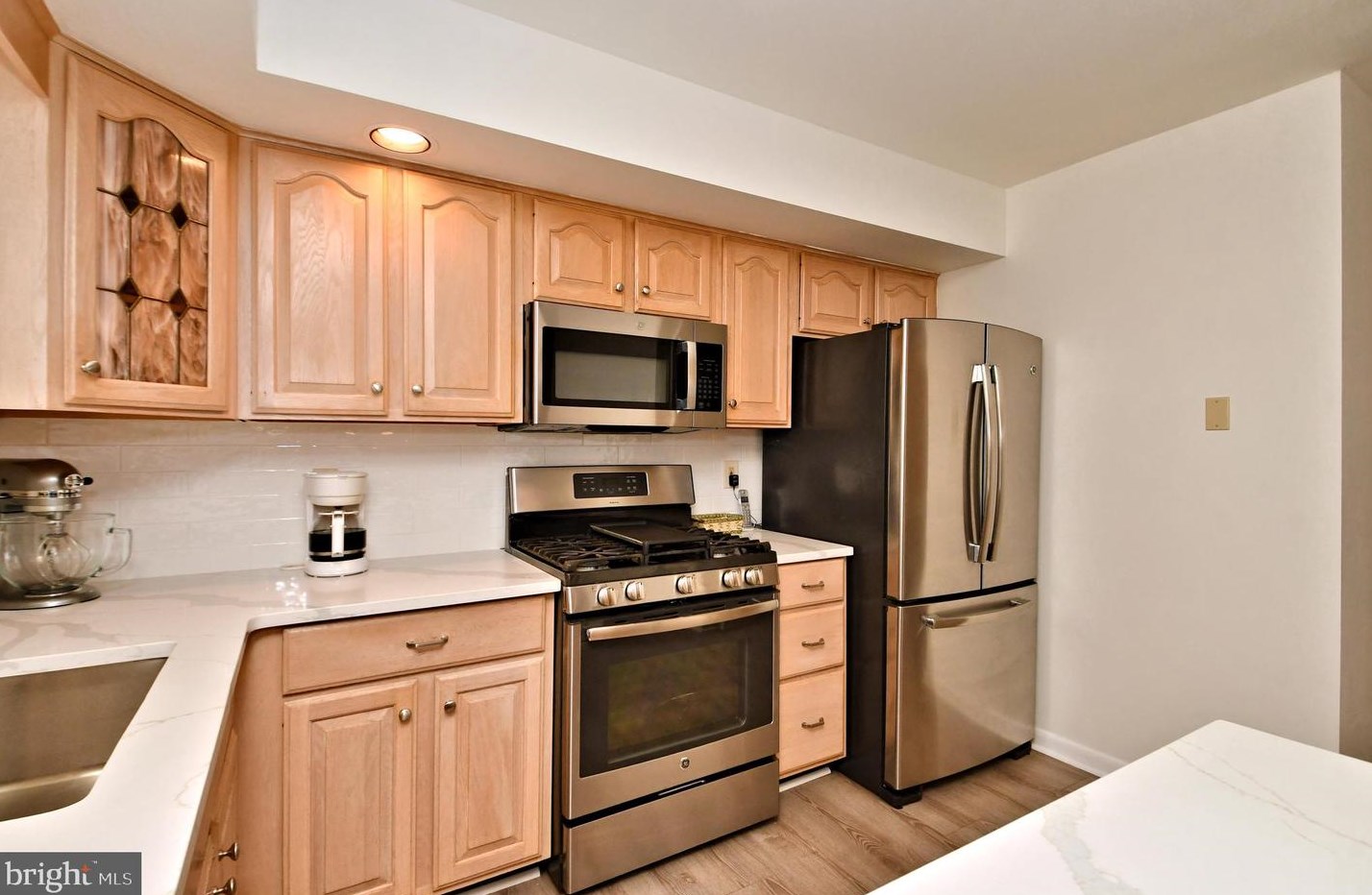 212 Brenton Cir, Harleysville PA  19438-2022 exterior
