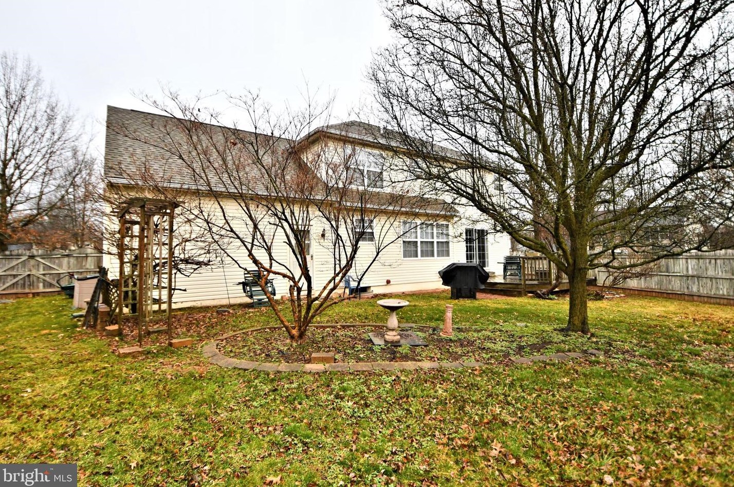 212 Brenton Cir, Harleysville PA  19438-2022 exterior
