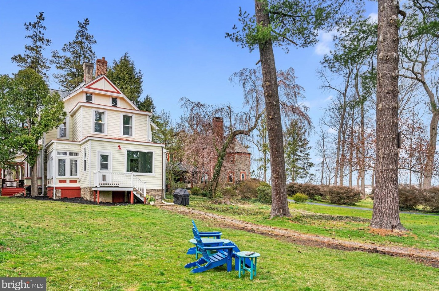 162 Fernbrook Ave, Wyncote PA  19095-1507 exterior