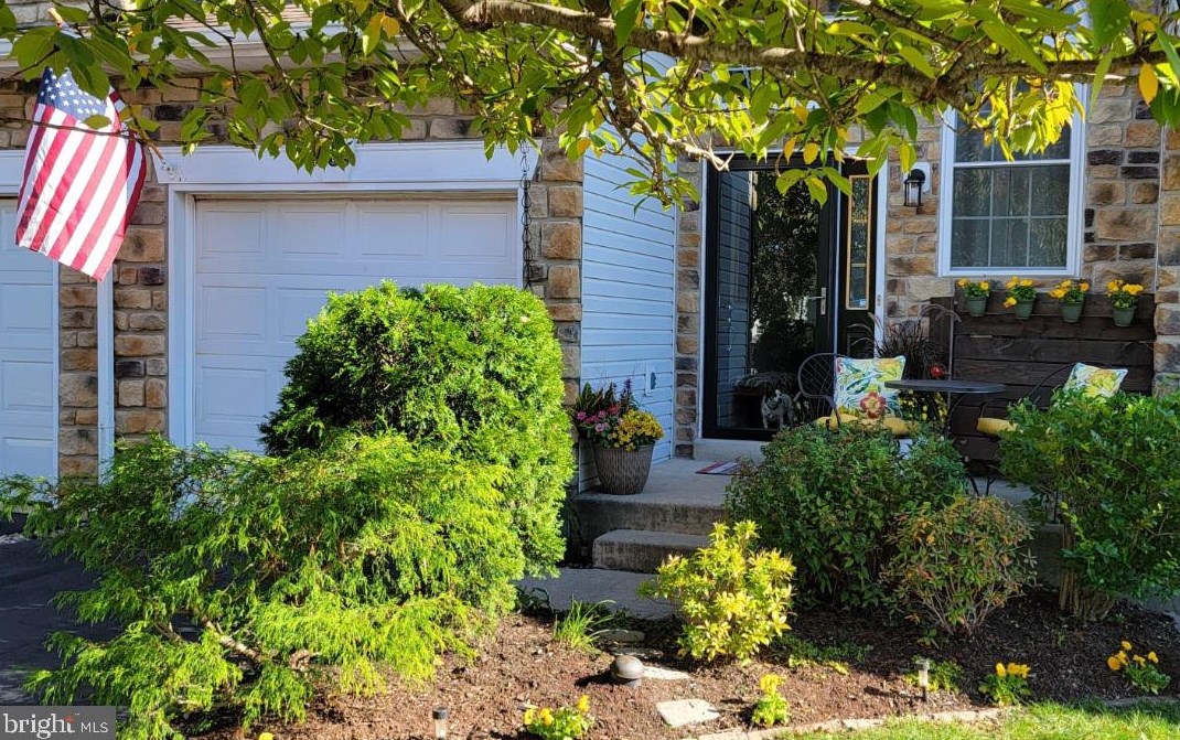 588 Blackmoor Ct, Harleysville, PA 19438