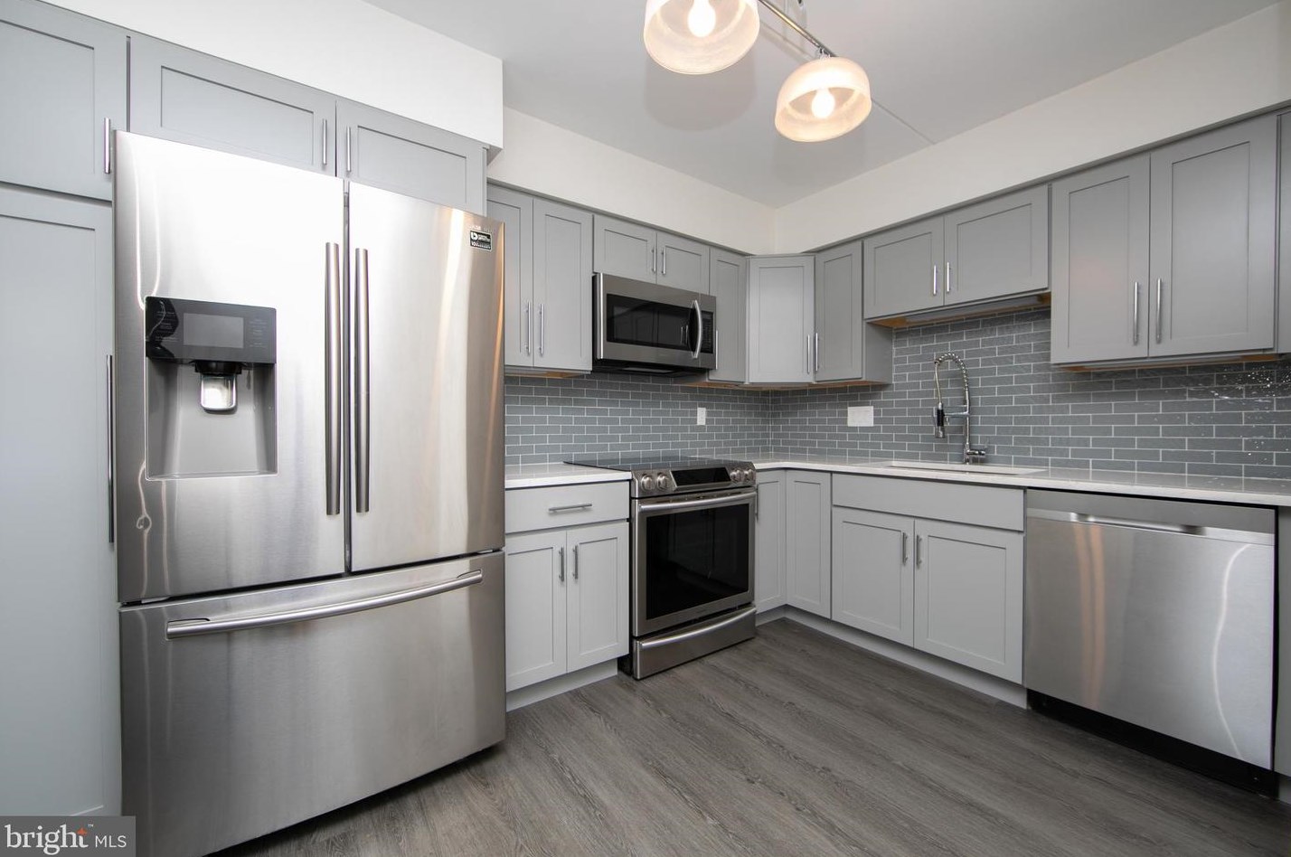 21135 Valley Forge Cir, Norristown, PA 19406-1198