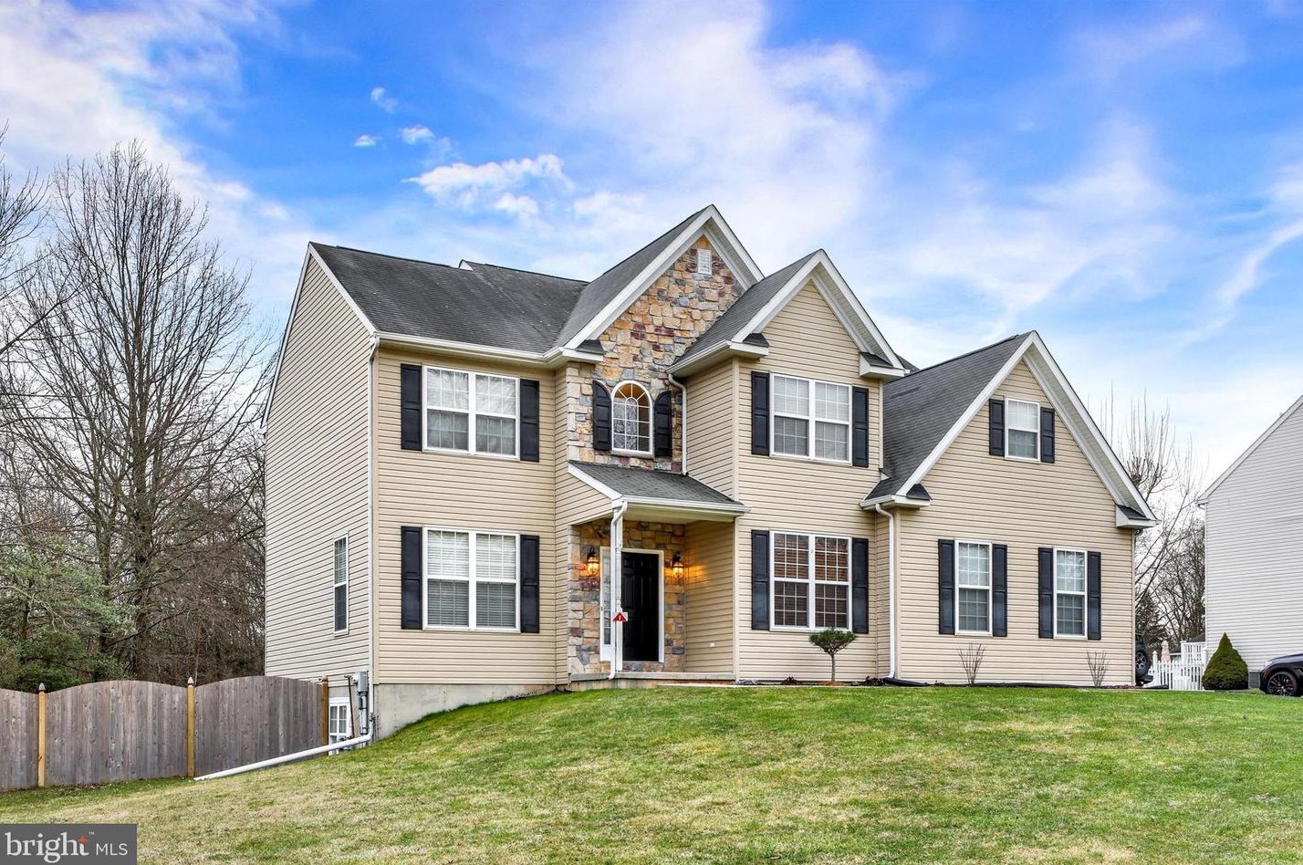 828 Germantown, Norristown, PA 19403