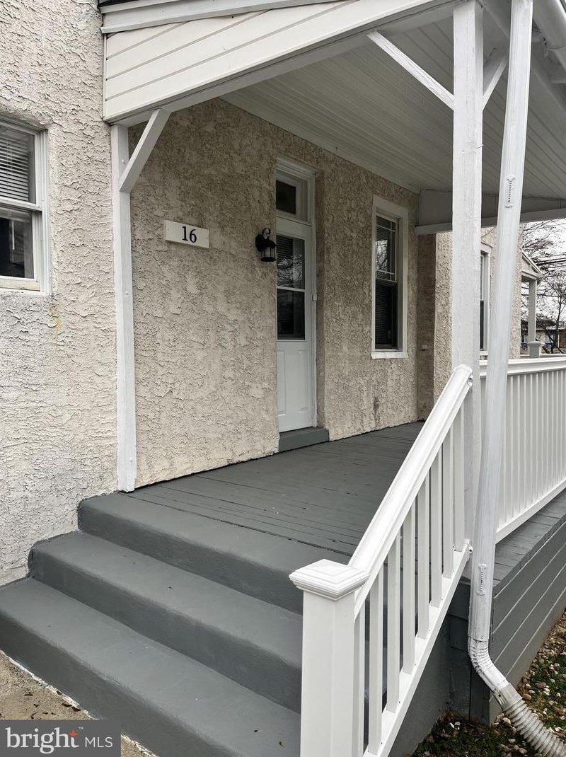 16 N Schuylkill Ave, Norristown, PA 19403