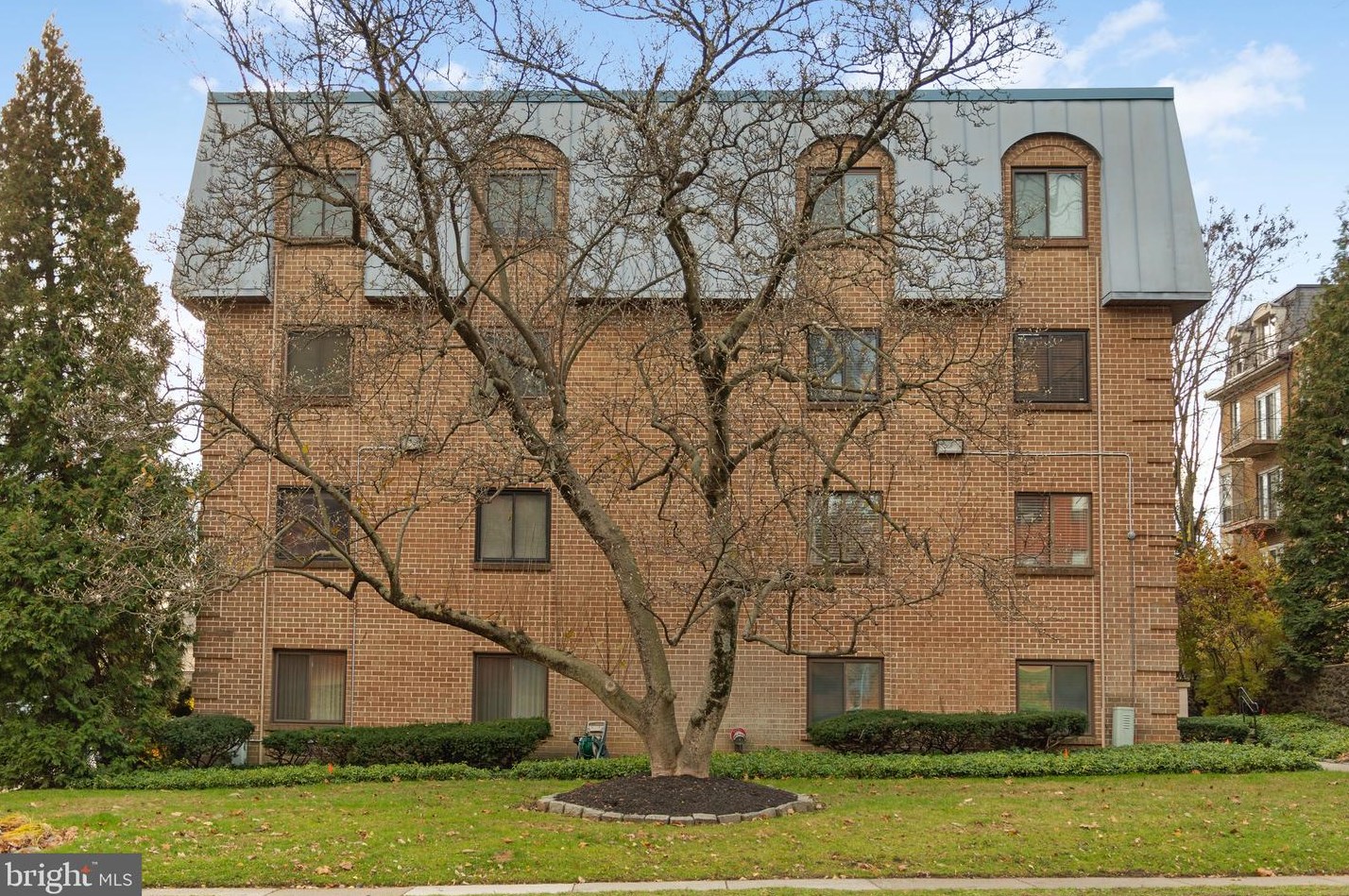 260 Montgomery Ave #303, Haverford, PA 19041