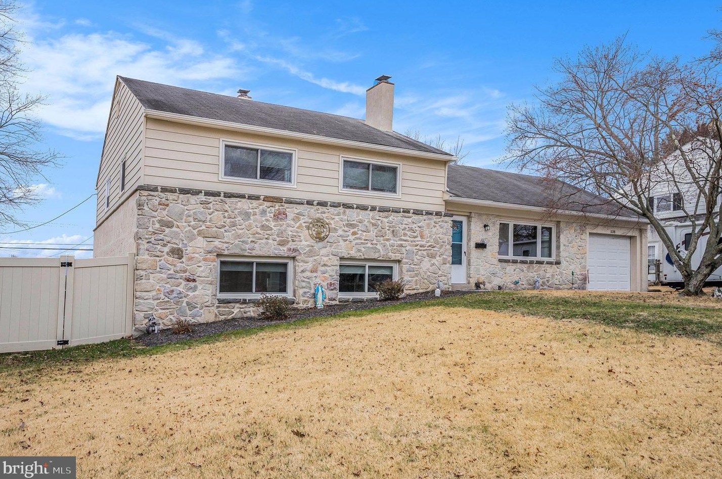 538 General Learned Rd, Norristown PA  19406-1606 exterior