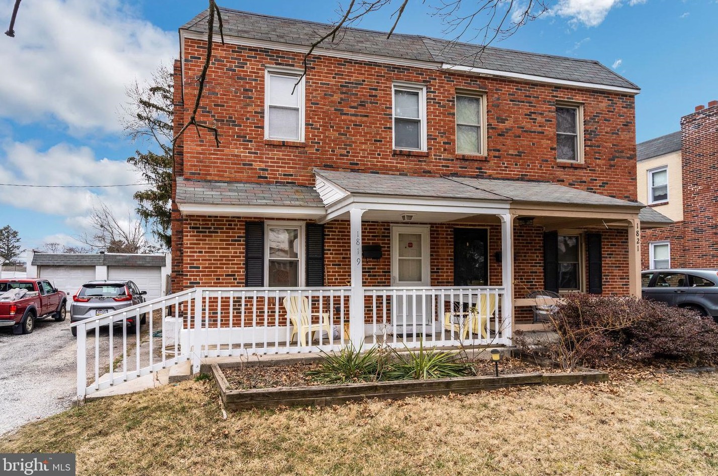 1819 Powell St, Norristown, PA 19401