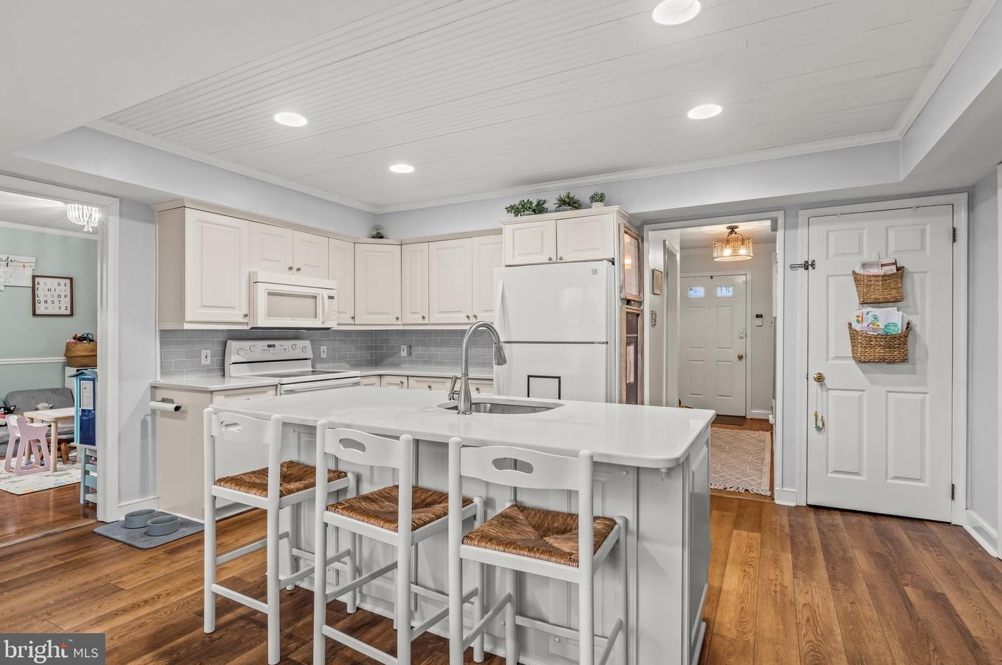 500 Melissa Dr, Prospectville, PA 19002-5046