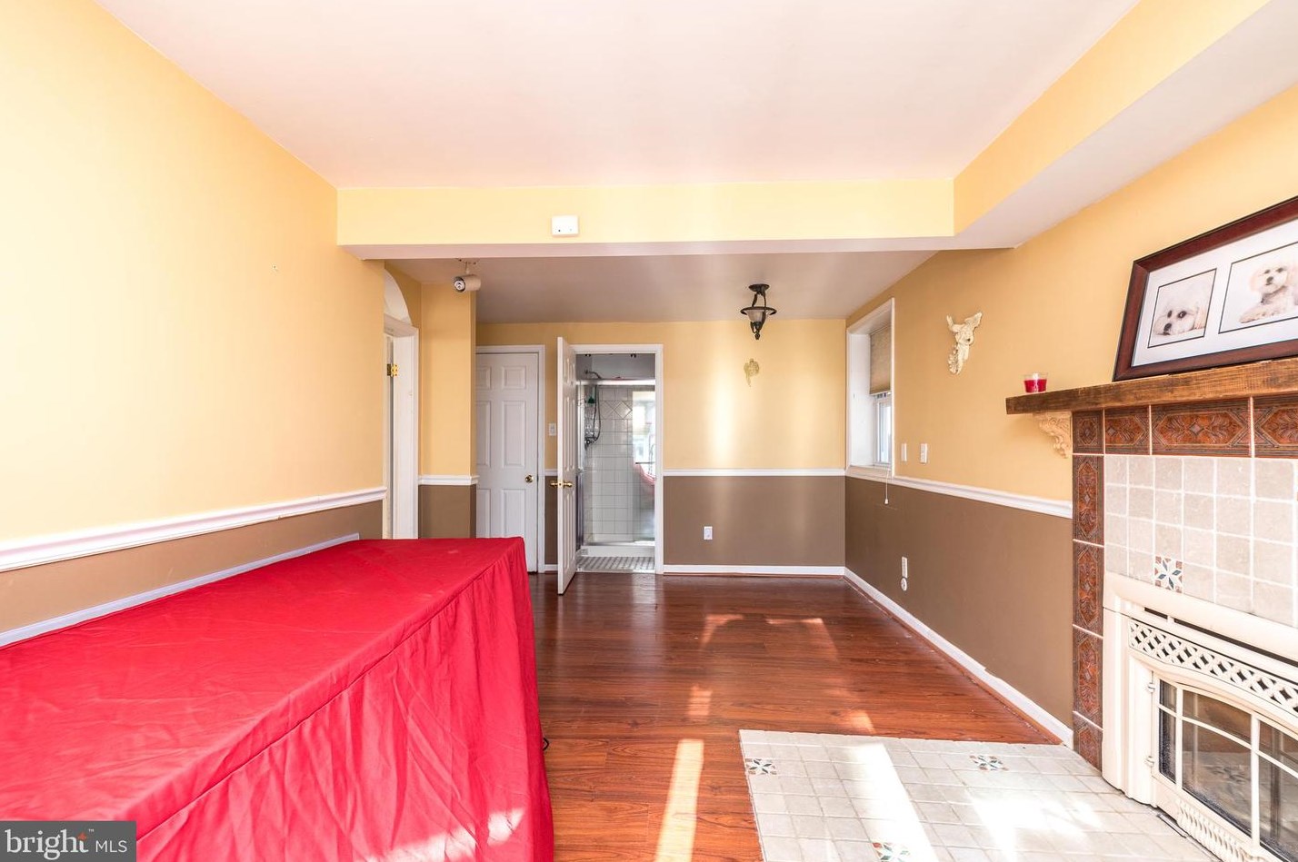 3019 Wales Rd, Norristown PA  19403-4203 exterior