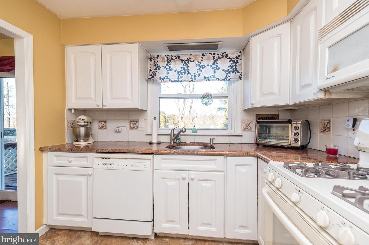 3019 Wales Rd, Norristown PA  19403-4203 exterior