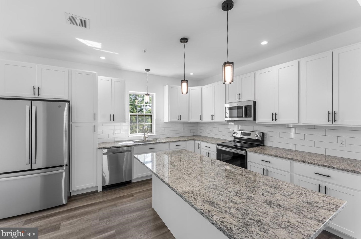 535 Lower E Valley Forge Rd, Norristown, PA 19406