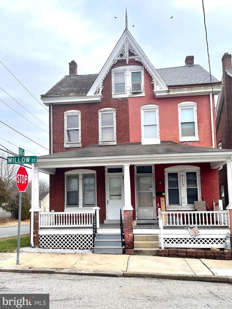 552 Willow St, Pottstown, PA 19464