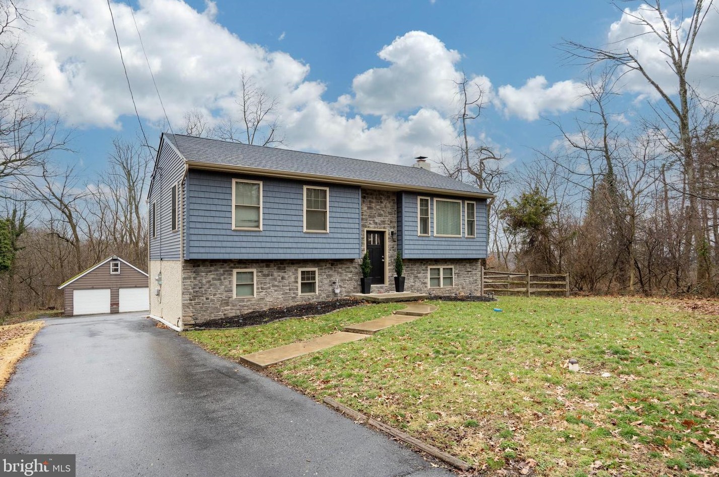 1792 N Keim St, Pottstown, PA 19464