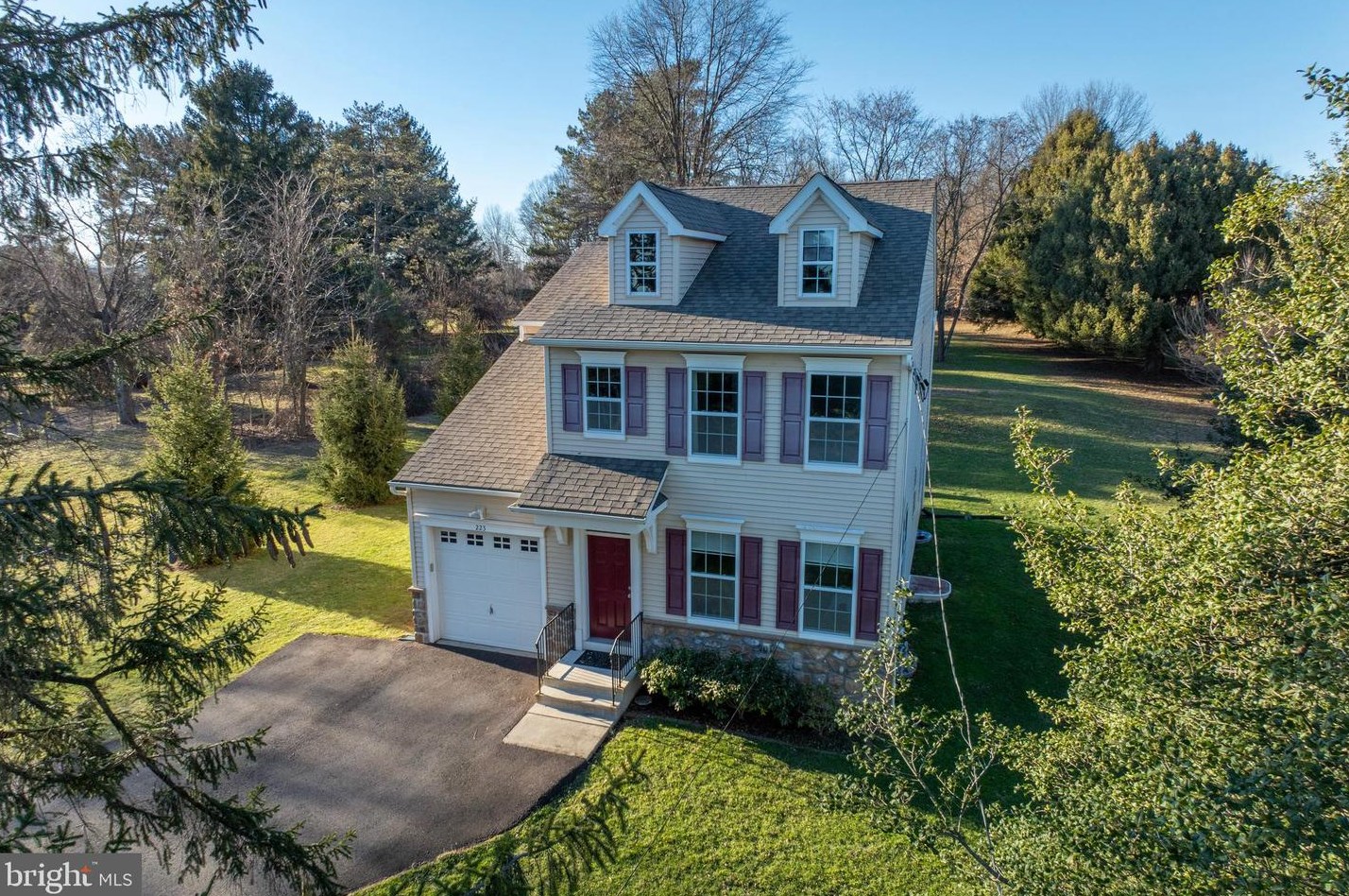 223 W 7th Ave W, Collegeville, PA 19426