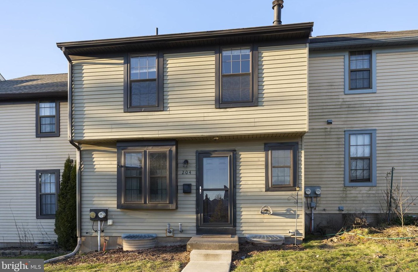 204 Livingston Ct, North Wales, PA 19454