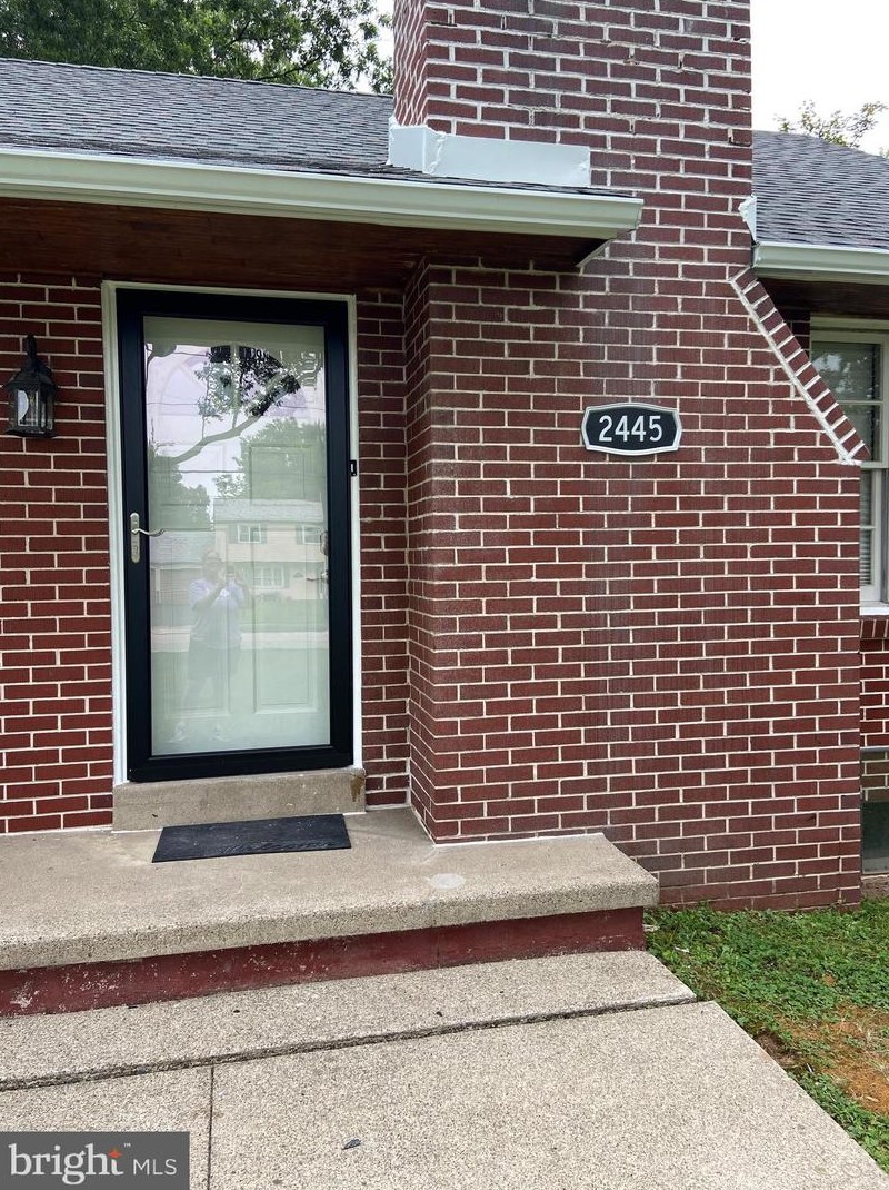 2445 Orvilla Rd, Hatfield PA  19440-2642 exterior