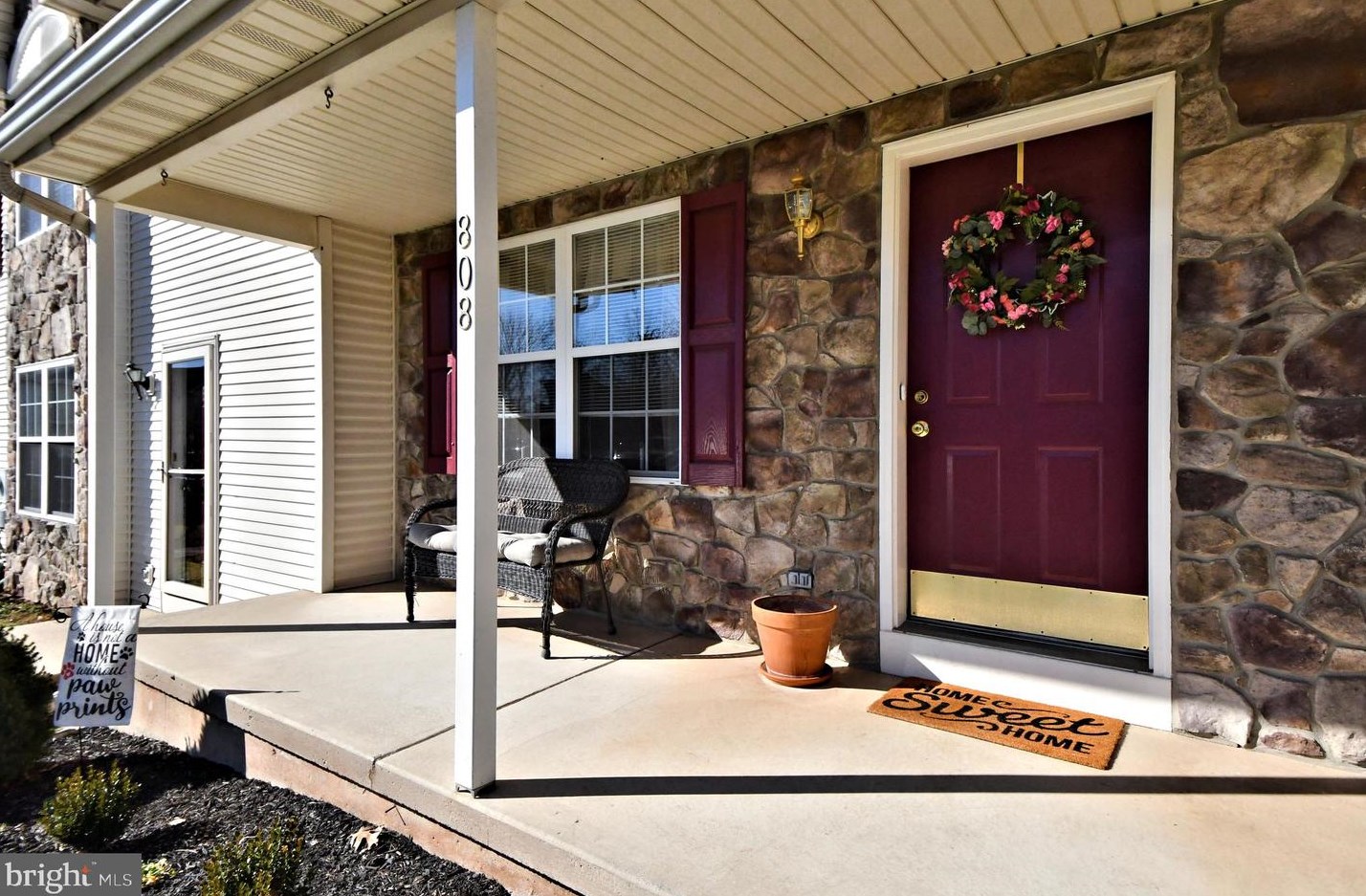 808 Dogwood Ln, Collegeville, PA 19426