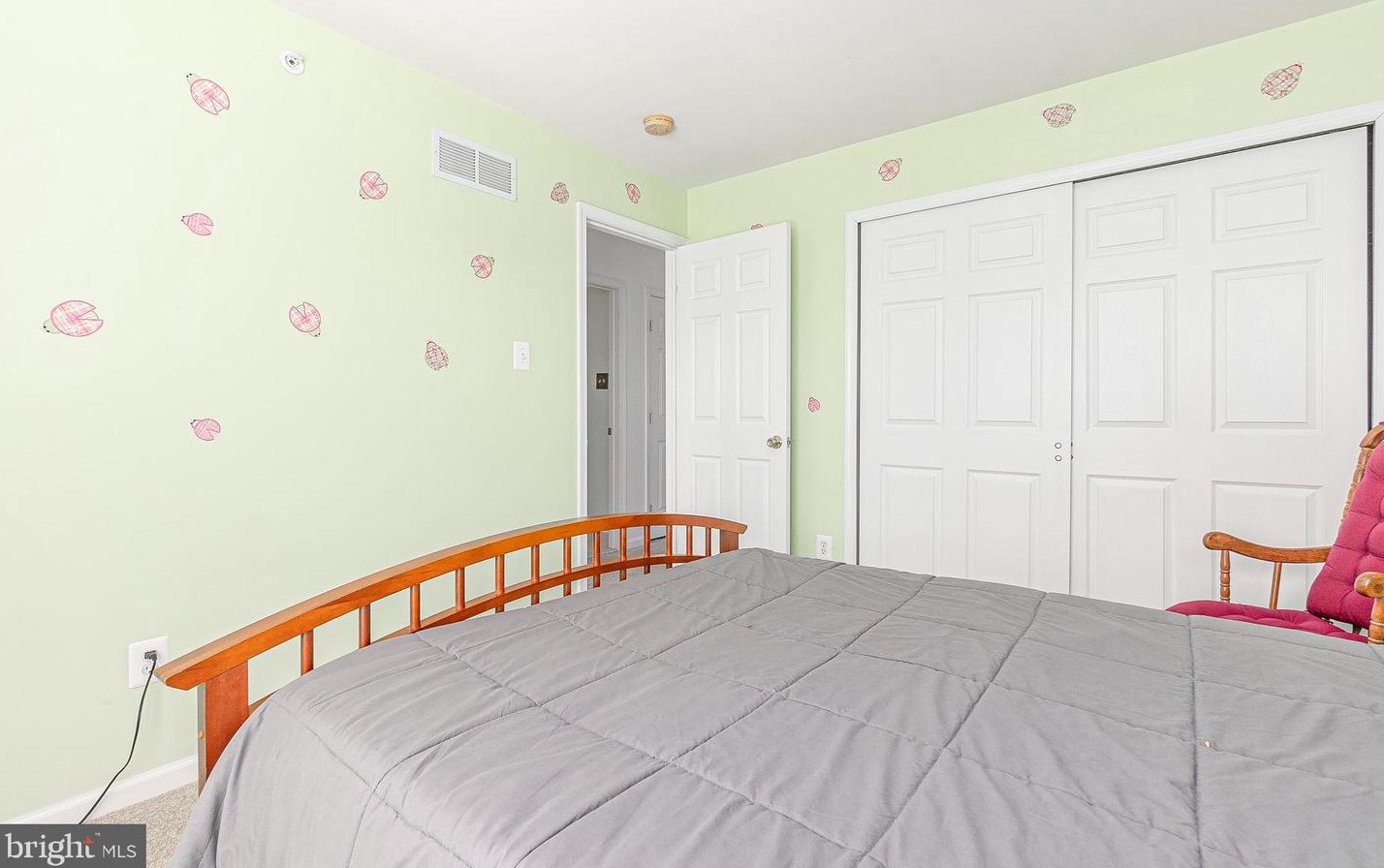 7 Chadwick Cir, Norristown PA  19403-4563 exterior