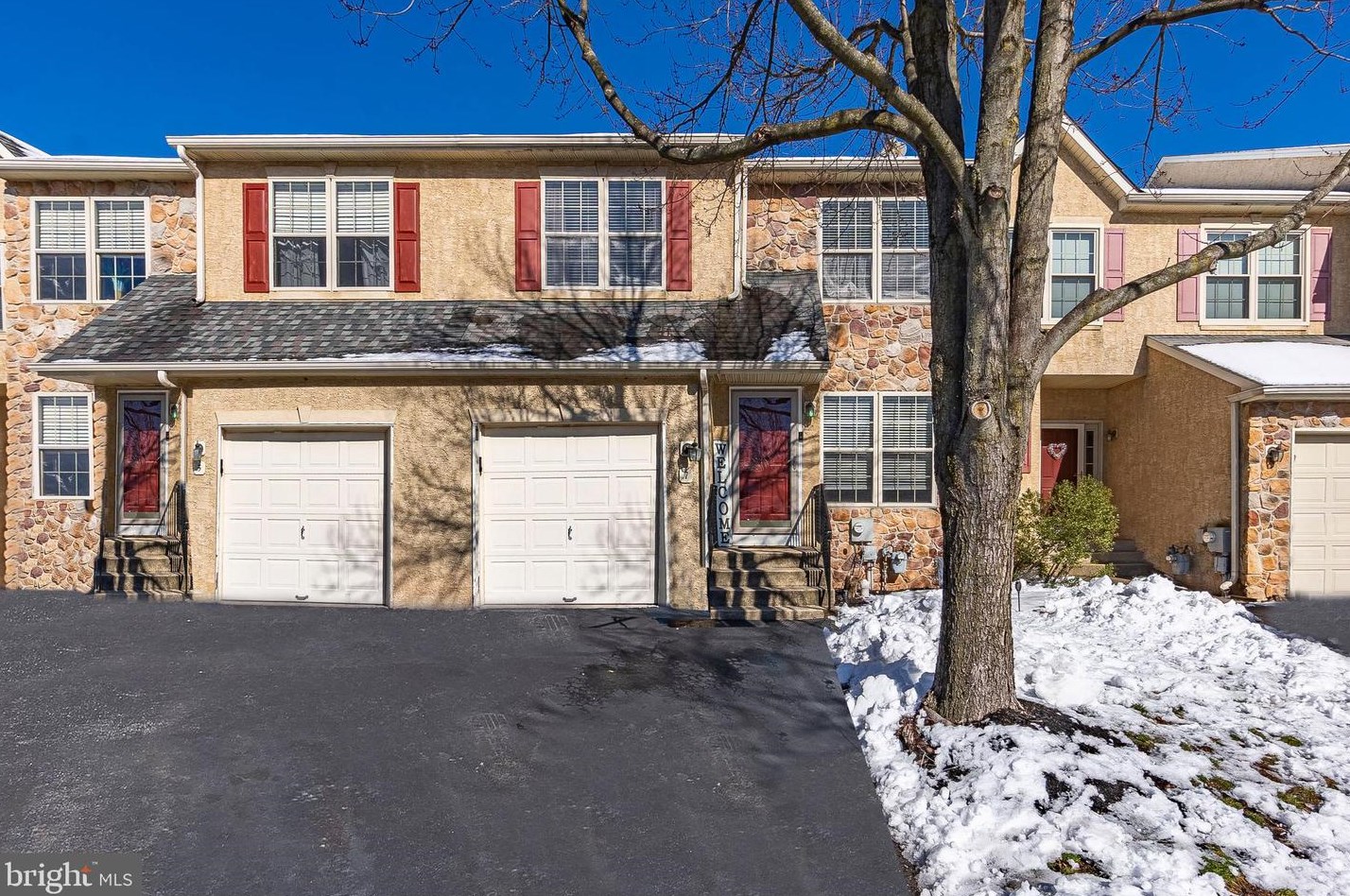 7 Chadwick Cir, Norristown PA  19403-4563 exterior