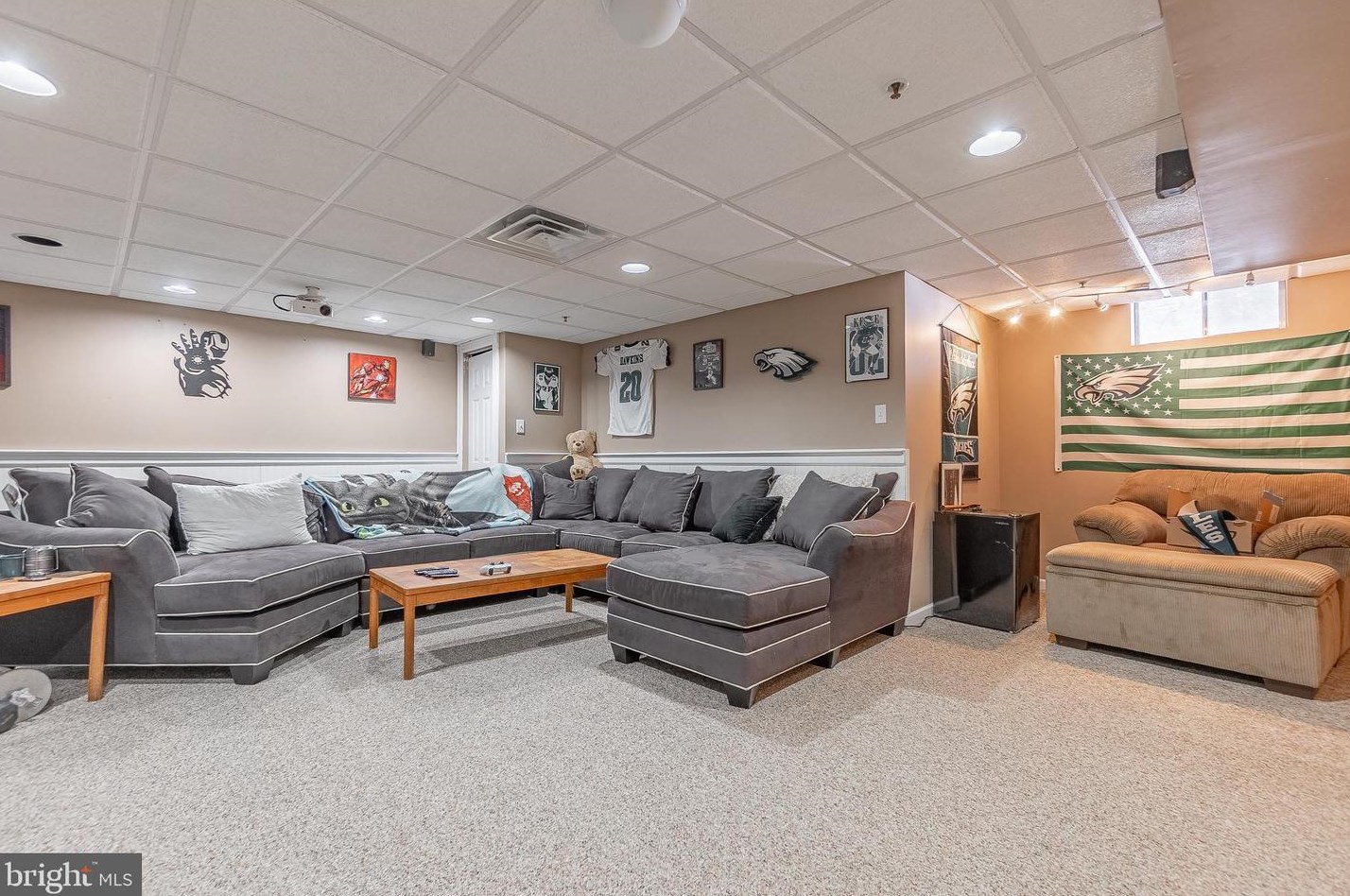 7 Chadwick Cir, Norristown PA  19403-4563 exterior