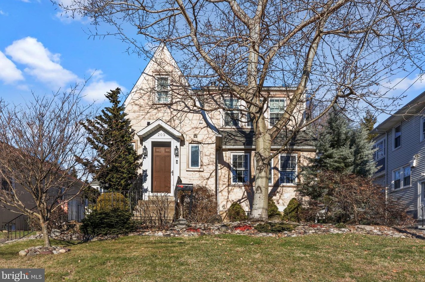 203 Krewson Terrace, Willow Grove, PA 19090