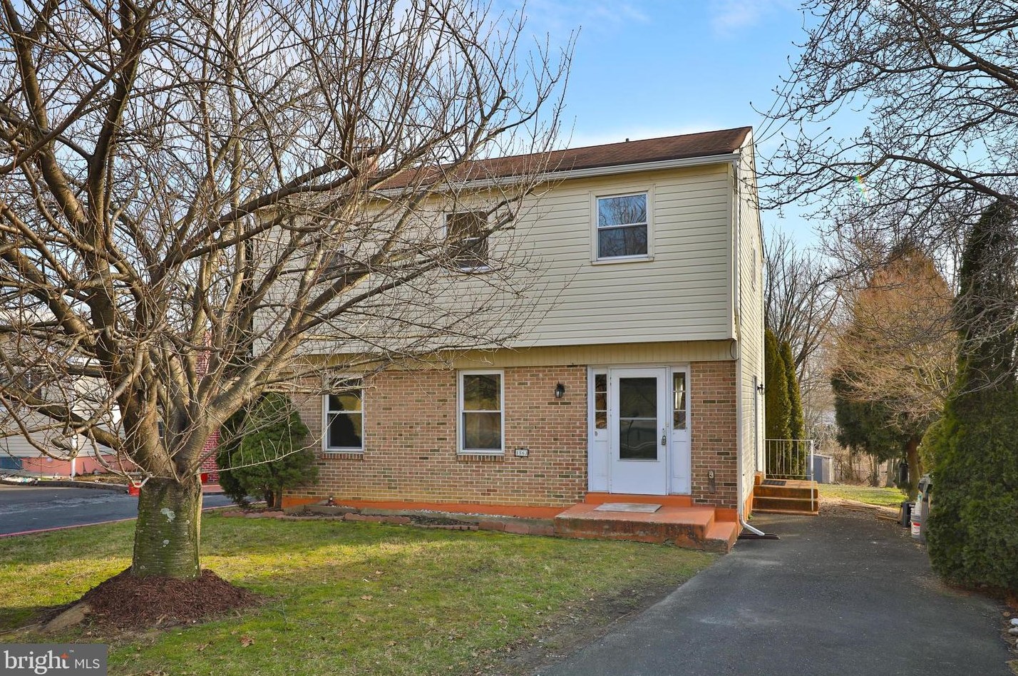 1563 Fitzwatertown, Willow Grove, PA 19090