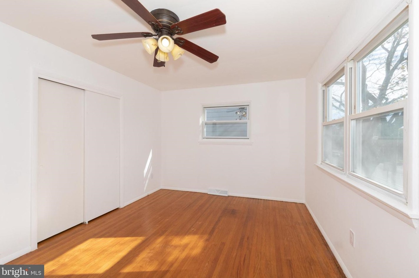1552 Fitzwatertown Rd, Willow Grove PA  19090-4343 exterior