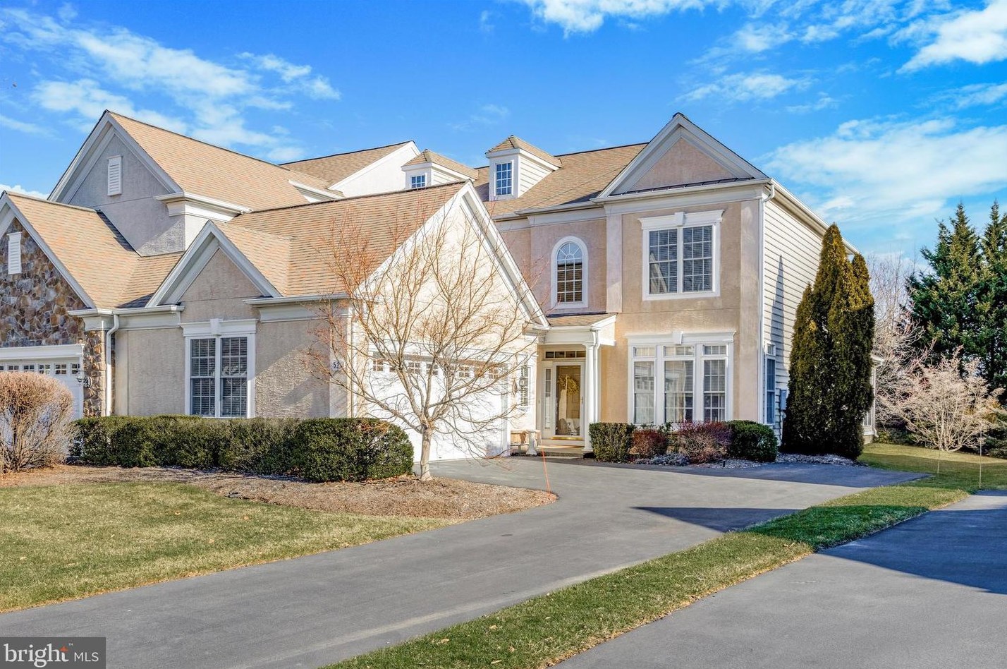 371 Primrose Dr, Lansdale, PA 19446