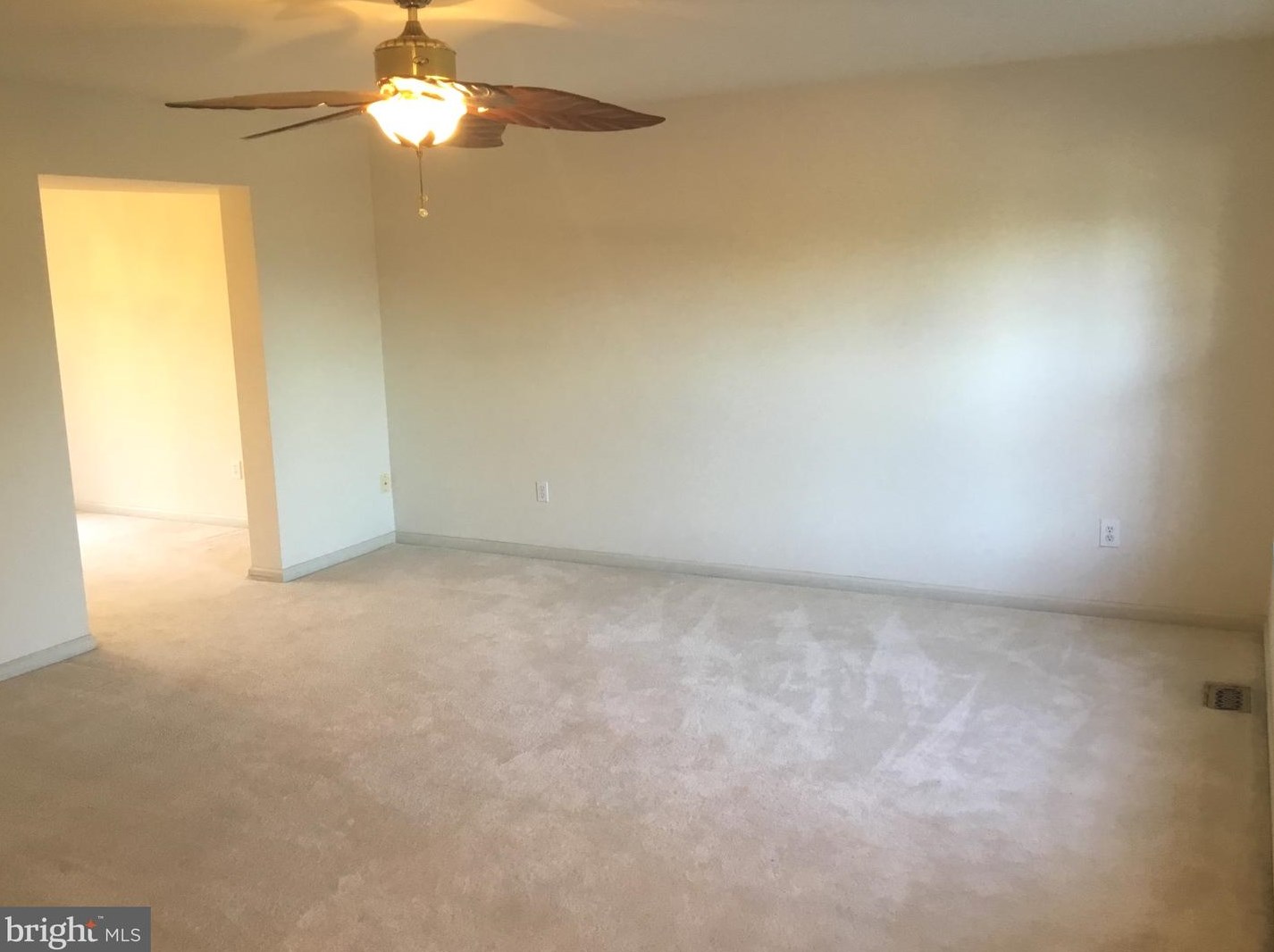 107 Manchester Ct, Harleysville, PA 19438-3619