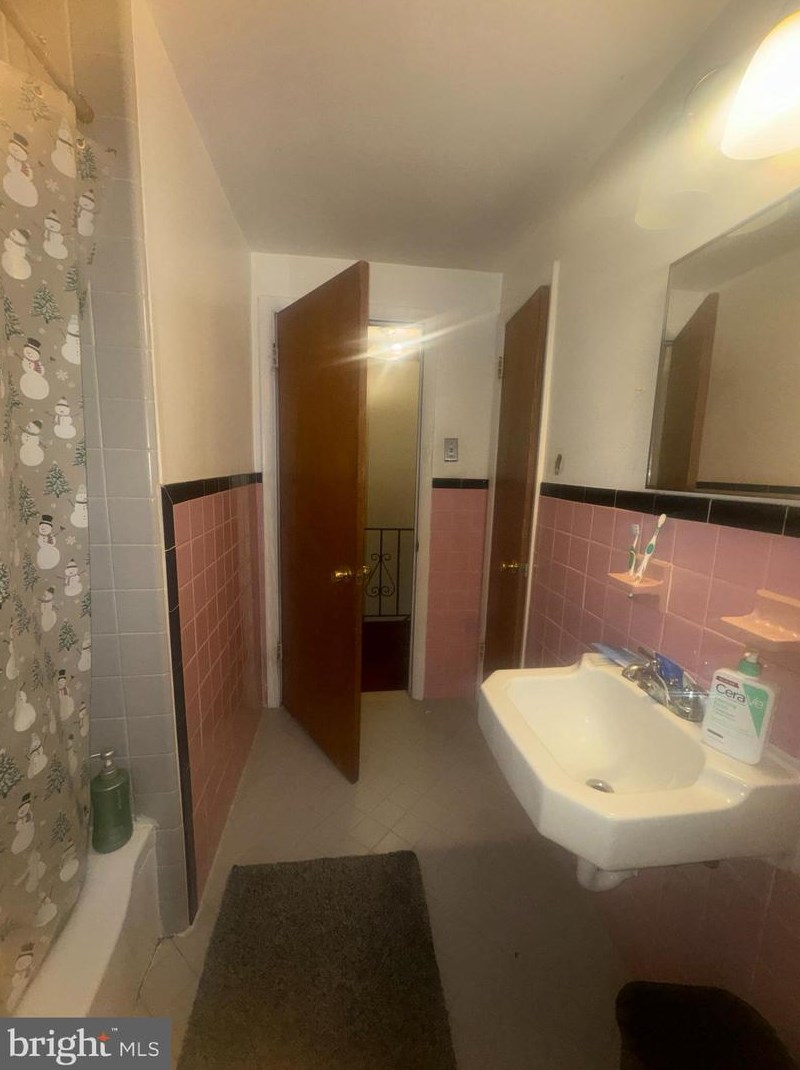 1205 Tyler St, Norristown PA  19401-4308 exterior