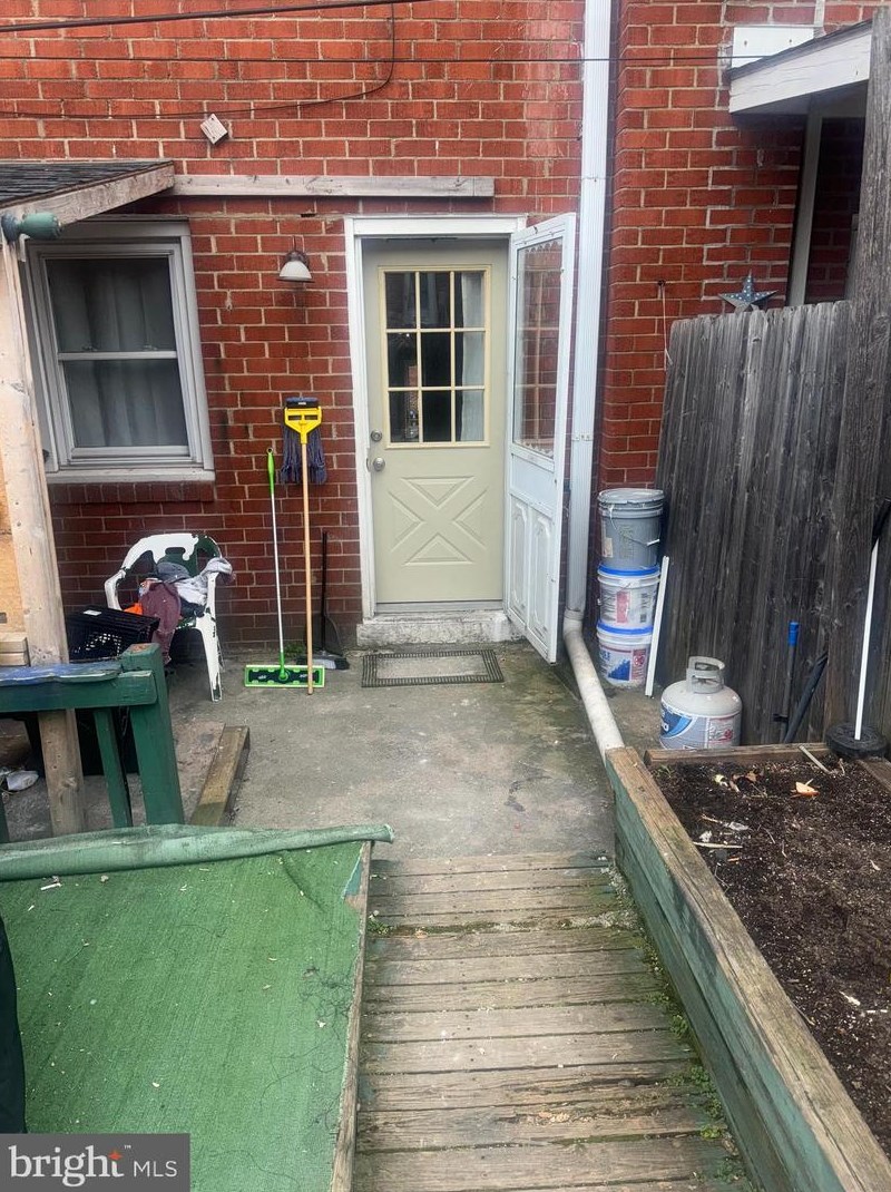 1205 Tyler St, Norristown PA  19401-4308 exterior