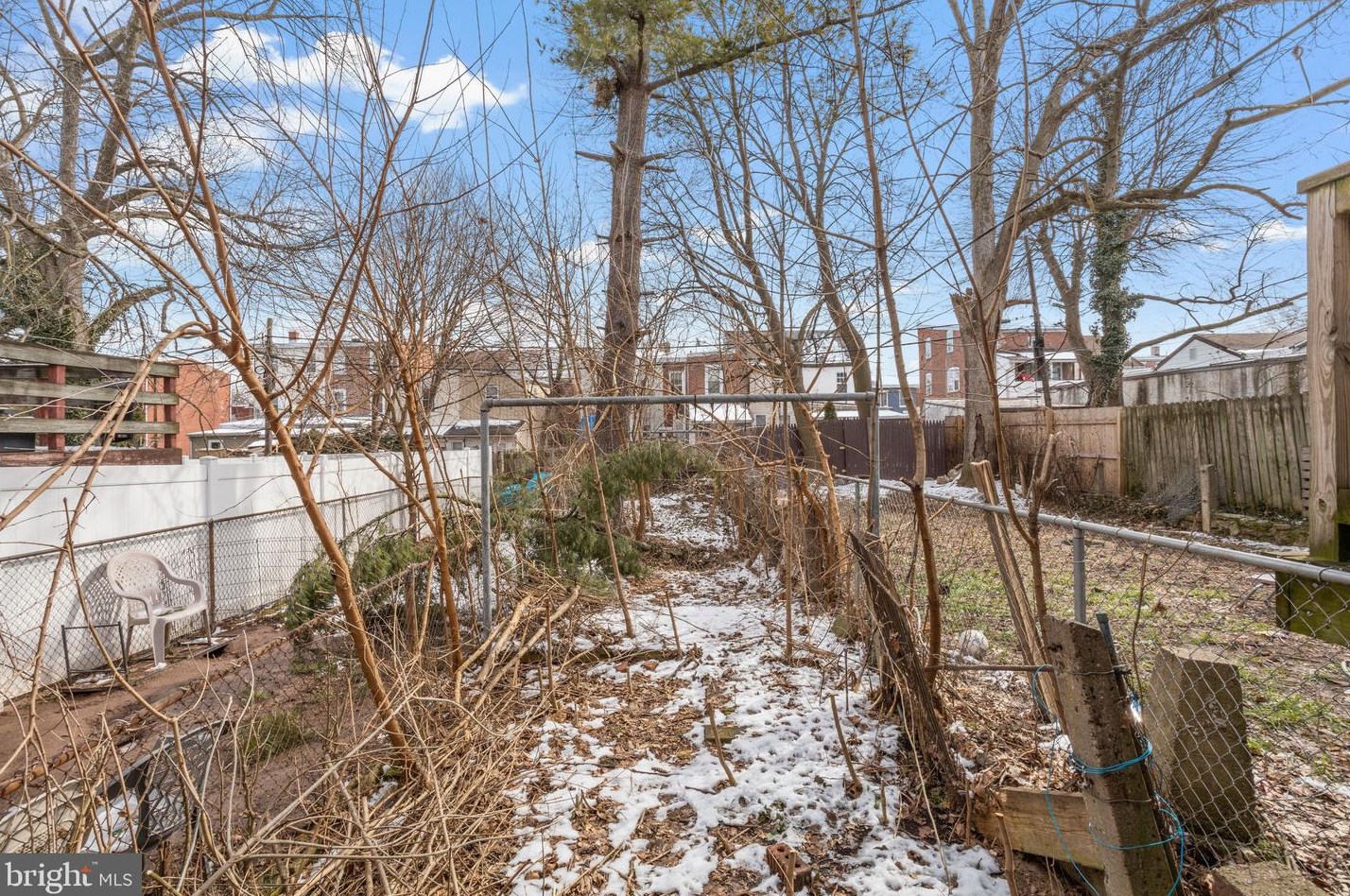 810 Kohn St, Norristown PA  19401-3742 exterior