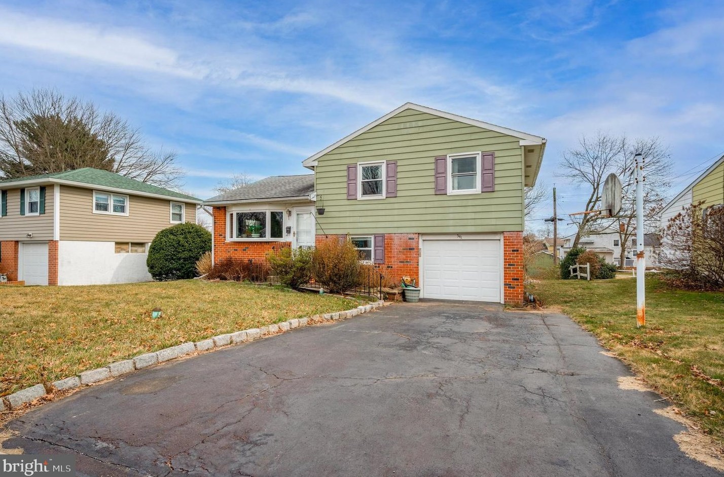 541 Poplar St, Lansdale, PA 19446