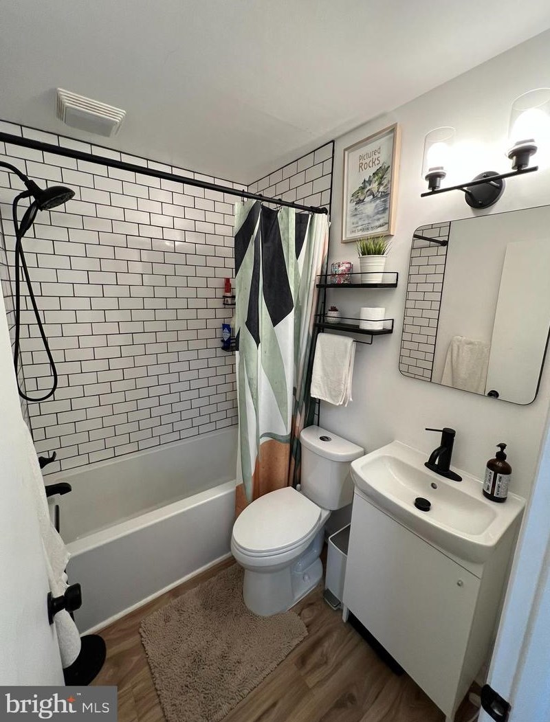 1224 Heather Rd, Prospectville PA  19002-5015 exterior