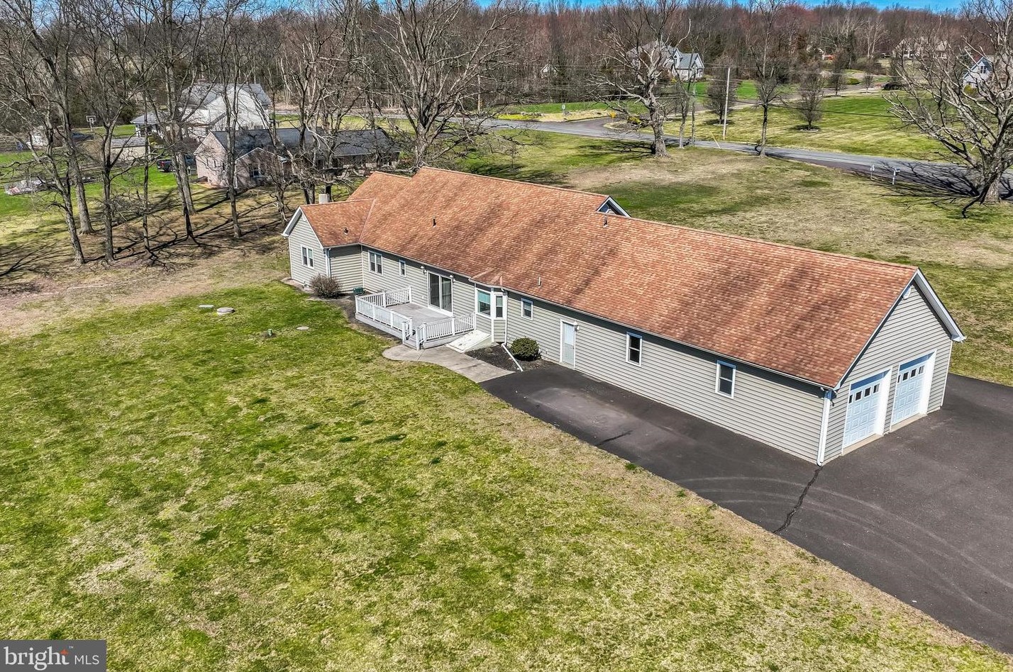 10 Cowpath Rd, Telford, PA 18969