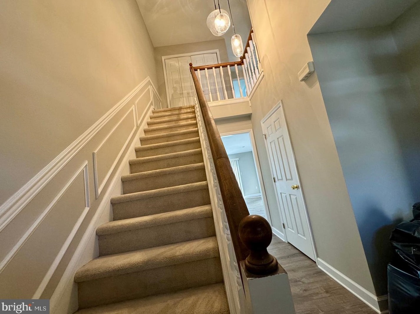 154 Pinecrest Ln, Norristown, PA 19406