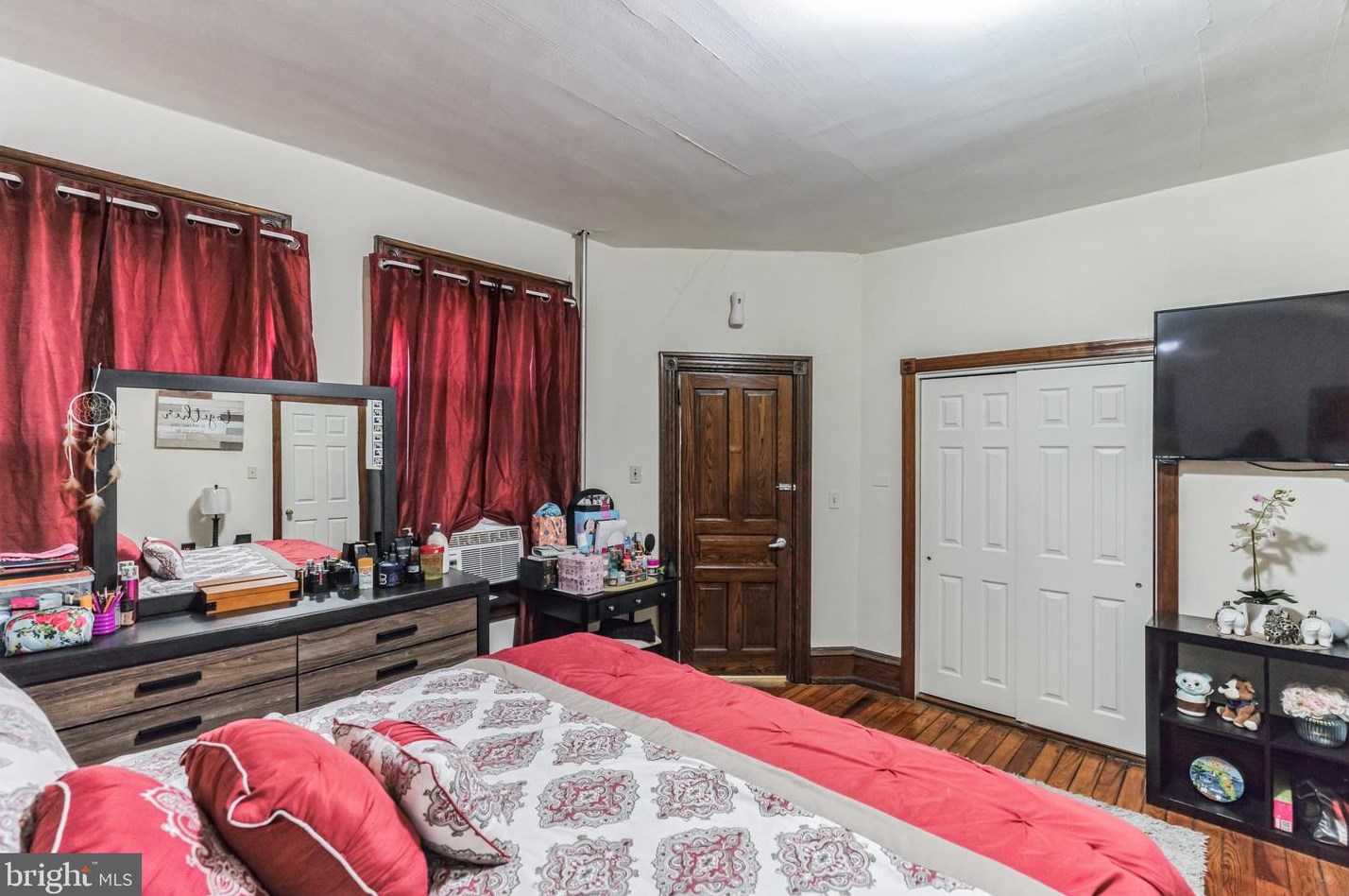 1113 Main St, Norristown PA  19401-4915 exterior