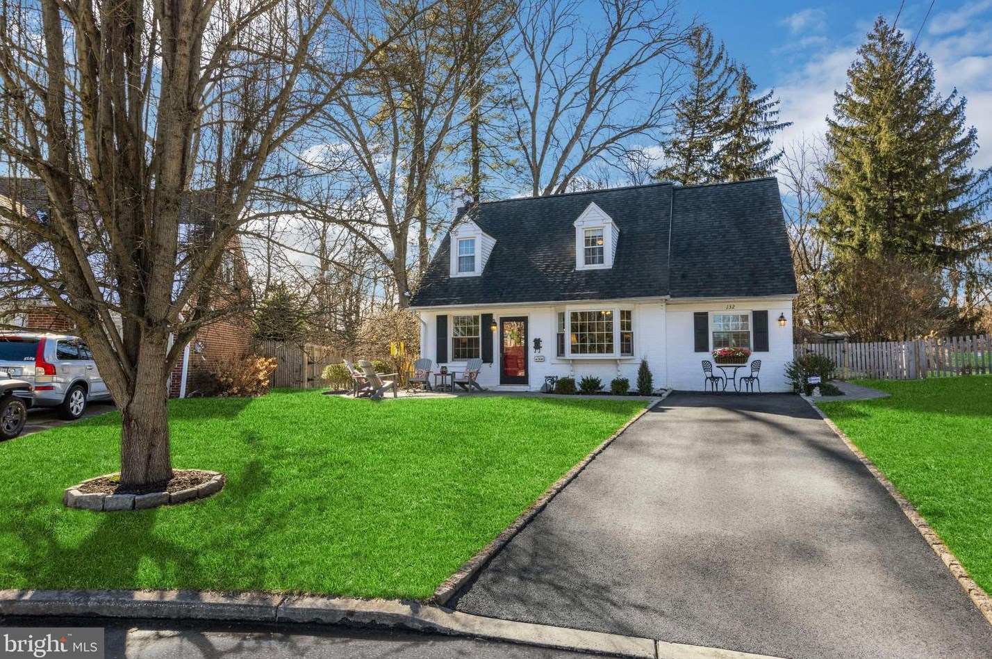 132 College Ave, Flourtown, PA 19031-1933