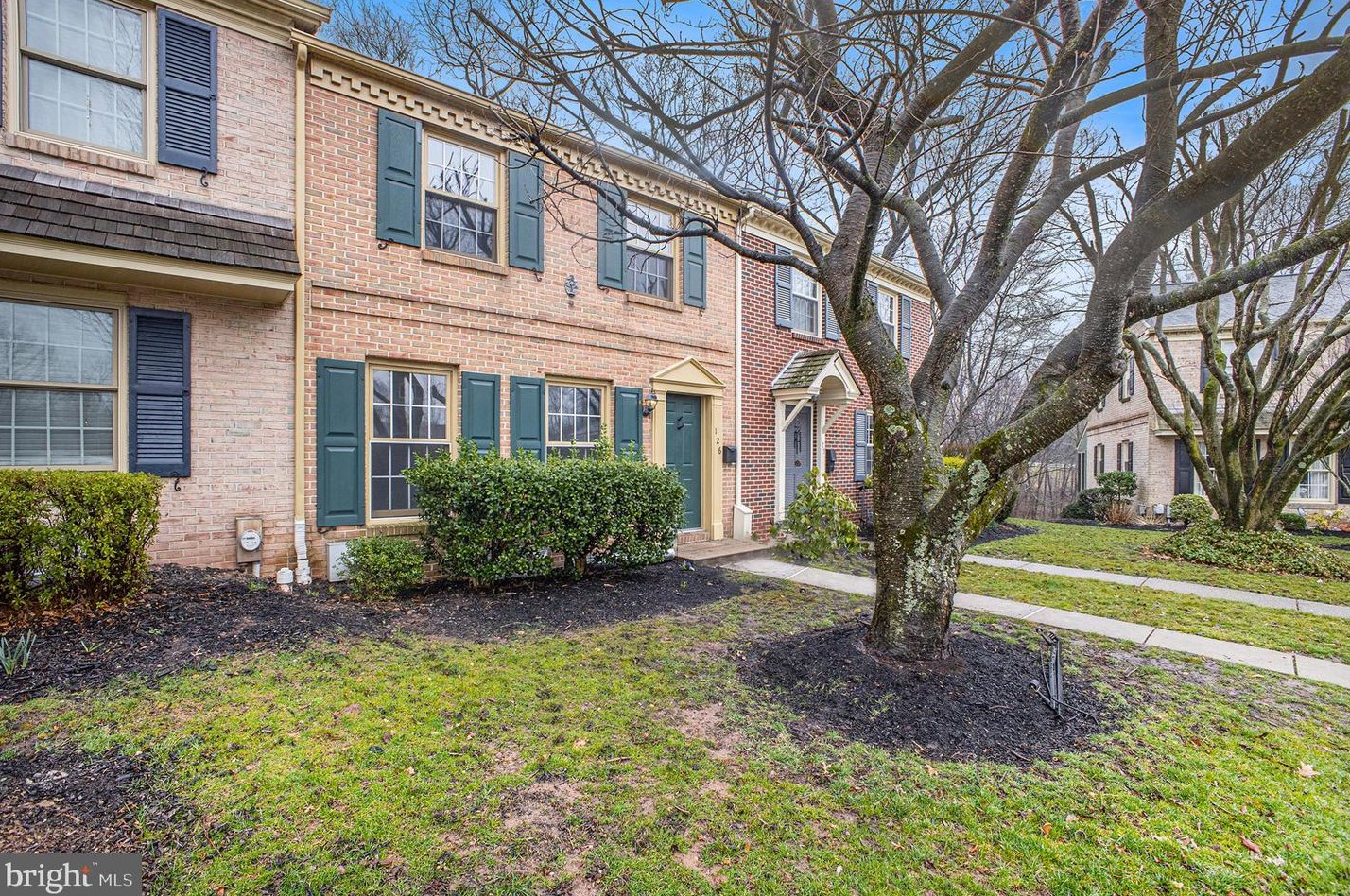 126 Roboda Blvd, Limerick, PA 19468