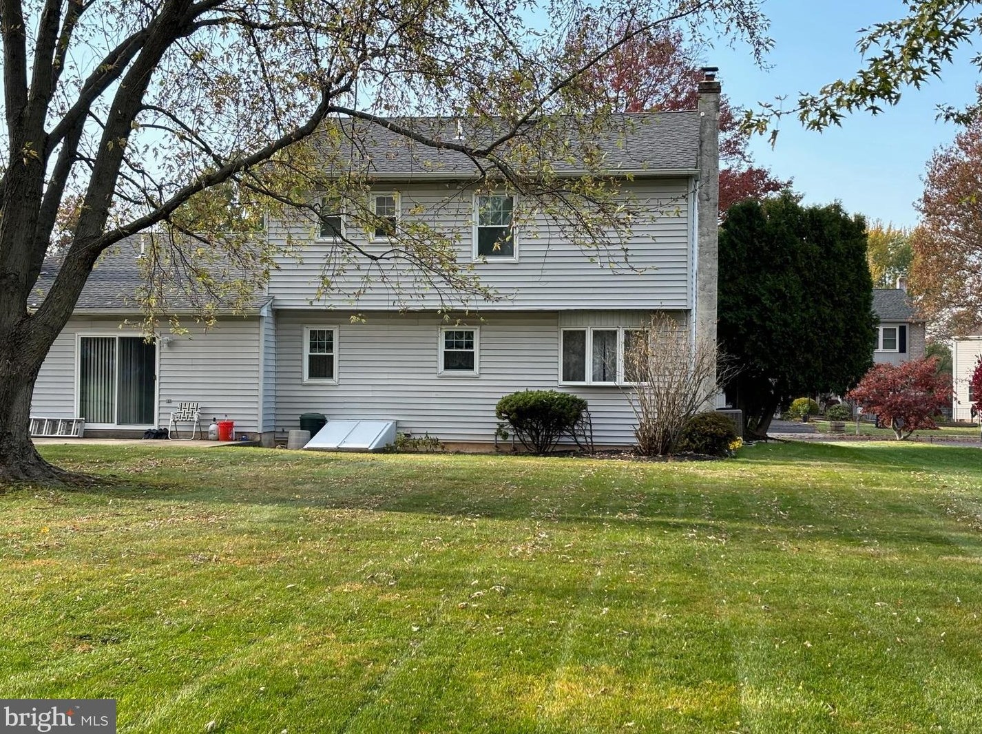 1021 Alexander Dr, Hatfield, PA 19440