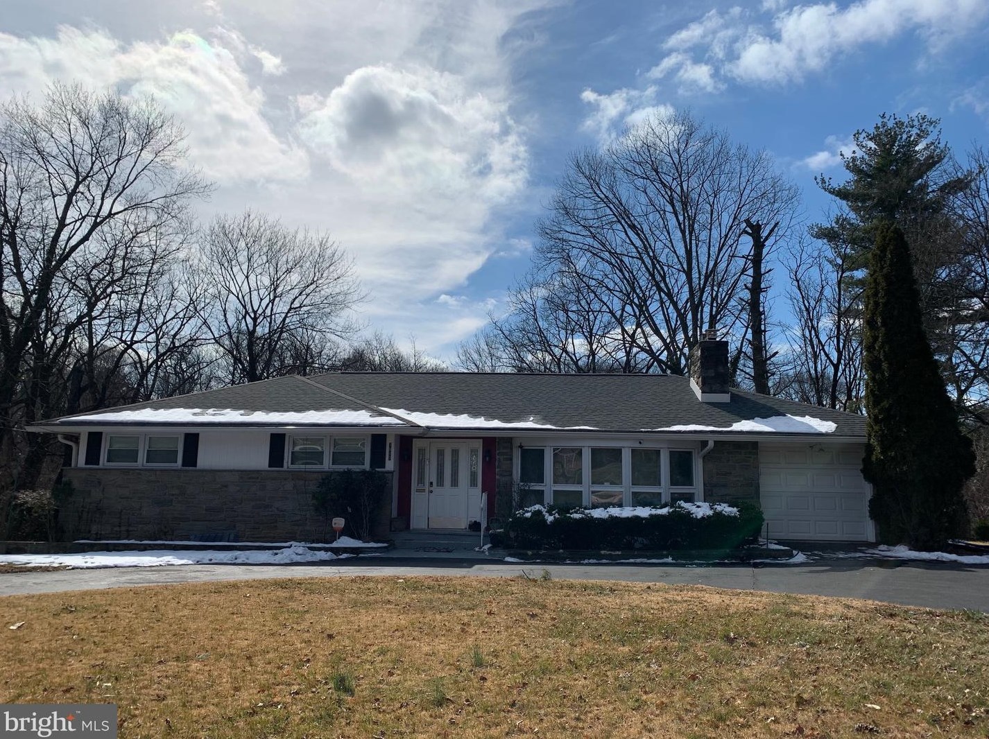 7917 Green Ln, Wyncote, PA 19095
