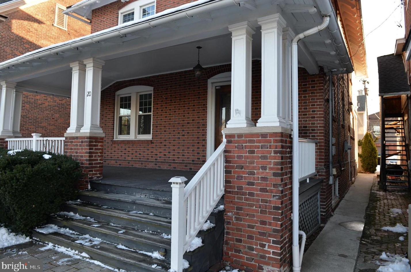 20 E Main St, Lansdale, PA 19446